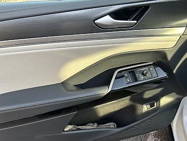 Volkswagen: Volkswagen ID.6: 2021 г., Электромобиль — 12