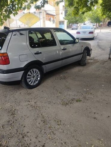 volkswagen golf 5: Volkswagen Golf: 1.8 л | 1994 г
