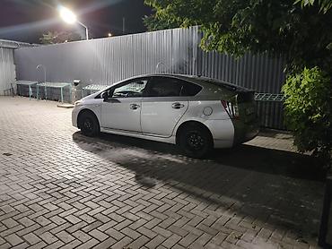prius tuning: Toyota Prius: 2015 г., 1.8 л, Вариатор, Гибрид, Хэтчбэк — 6