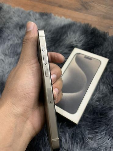 ayfon 14: IPhone 15 Pro (Titanium), цвет — светлый/натуральный титан. В — 3