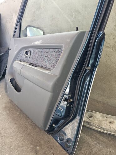 Двери и комплектующие: Дверь Передняя правая Daihatsu, Б/у, Оригинал — 10