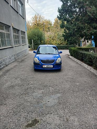 шевро оних: Daihatsu Sirion: 2002 г., 1.3 л, Механика, Бензин, Хэтчбэк — 5