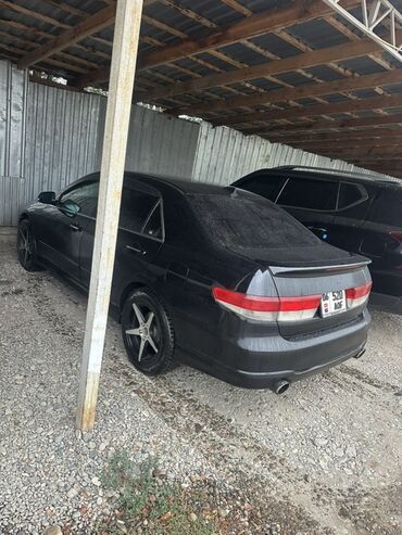 диск r16c: Диска сатылат 17 размер 
215.60.17
Пратектр 80 % зим