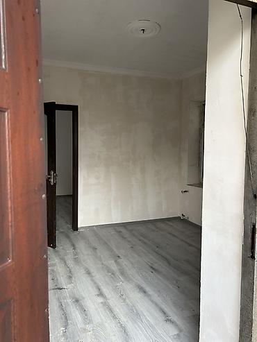 gence emlak instagram: 1 otaqlı həyət evi - Plan: kiçik həyət qapısından giriş, dəhlizdən — 3
