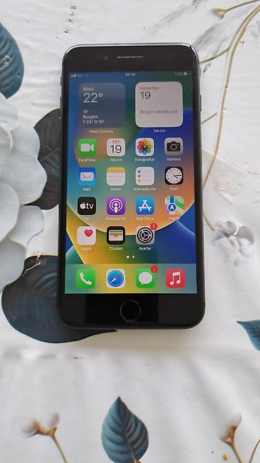 samsung a 50 telefon: IPhone 8 Plus, Qara, Barmaq izi — 3