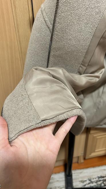 veste lana: Женская укороченная куртка из шерстяной ткани (серо-бежевый меланж) В — 5