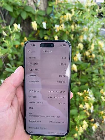 Apple iPhone: IPhone 15 Pro, 256 GB, Black Titanium, Kredit — 1