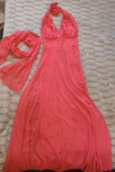 вечернее красное платье: Вечернее платье, Длинная модель, Без рукавов