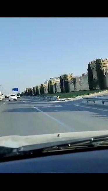 Kommersiya daşınmaz əmlakının satışı: Zagulba shossesi 3200 kv, 3+2+2 mertebe ( ayri) fealiyyet novu: ofis — 15