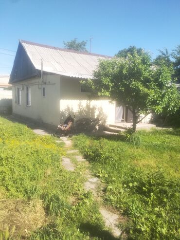 сдаю дом долгосрочно кызыл аскер: 65 кв. м, 3 бөлмө, Жылытылган, Брондолгон эшиктер, Унаа токтотуучу жай