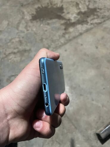 телефон fly cumulus 1: Samsung Galaxy A32, 128 ГБ, цвет - Синий, Две SIM карты, Face ID