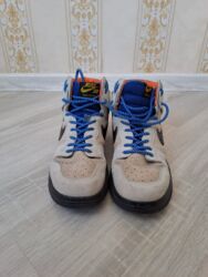 Botinkalar: Keta orjinaldi 10 manat baha alinib olcusu texmini 24-26