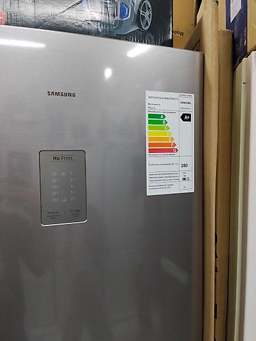samsu: Холодильник Samsung с нижней морозильной камерой, серебристый цвет — 2