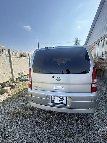 аварийная авто машина: Nissan Serena: 2002 г., Автомат, Газ, Минивэн — 2
