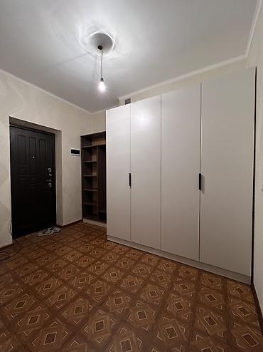 rent: Сдаю просторную 1‑комнатную квартиру с отдельной кухней. Семейной паре — 2