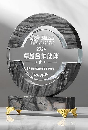 Подарки и сувениры: Изготовление статуэтки наград и кубков с персонализацией - — 5