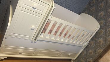 Gəzinti arabaları: Oğlan və qız üçün, Beşik