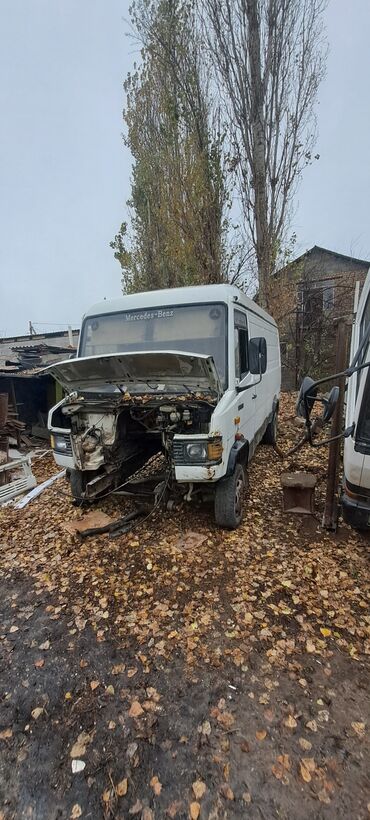 Легкий грузовой транспорт: Легкий грузовик, Mercedes-Benz, Стандарт, 3 т, Б/у