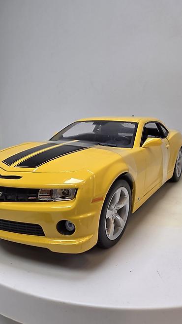 brawl pass: Масштабная модель автомобиля Chevrolet Camaro (купе), жёлтый цвет с — 1