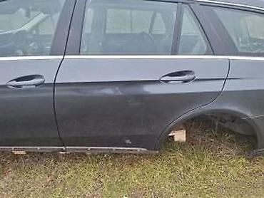 tabla u autu: MERCEDES W212 RESTAJLING ZADNJA LEVA VRATA | Zadnja leva vrata — 1