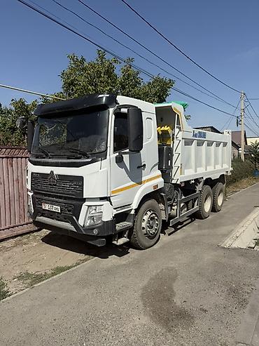 6x4: Грузовик, Howo, Стандарт, Новый — 1