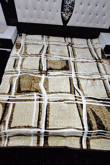 Ćebad i pokrivači: Mešavina, Veličina - Bračna, bоја - Šareno — 2