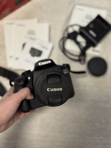 canon 1300d: Продаю камеру CANON EOS 1300D 📷 Со всеми комплектующими. В своей