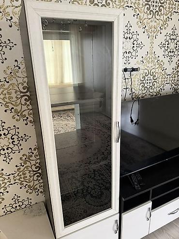 Тумбы и подставки для телевизора: Стенка для ТВ 10.000 сом Подставка для ТВ 5000 сом Состояние отличное! — 7
