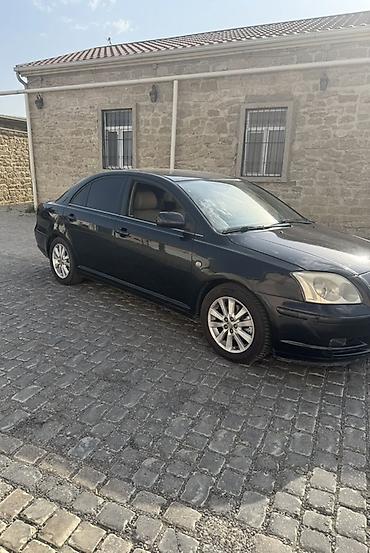 corolla cros: Toyota Corolla: 2 l | 2005 il Sedan — 2
