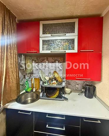 барачный дом: 🏠Продается дом в с. Сокулук, верхняя зона 🟡 Комнаты: 4 🟡 — 2