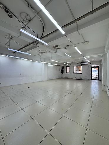 рынок недвижимости бишкек: Продажа магазинов В жилом доме, 98 м², 1 этаж — 4