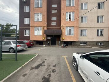 1 комнатная квартира на сутки в оше: 1 комната, 15 м², Малосемейка, Цокольный этаж этаж, ПСО (под самоотделку)