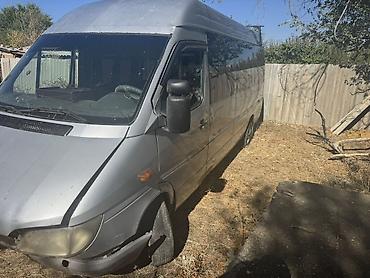 Mercedes-Benz Спринтер: 2005 г., 2.7 л, Механика, Дизель, Бус at lalafo.kg — 2 Mercedes-Benz Спринтер: 2005 г., 2.7 л, Механика, Дизель, Бус — 2