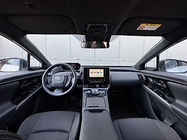 андроид авто: Toyota bZ4X: 2024 г., Электромобиль, Кроссовер — 9
