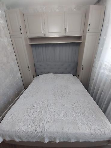 Taxt skaf mebeli 600 azn Yenidir, mdf material. Istifade edilmeyib