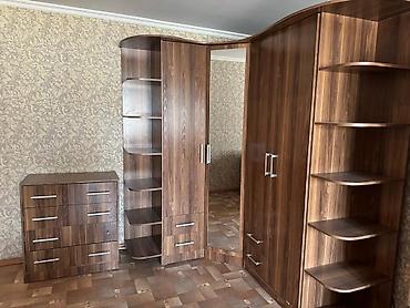 студия 1 комнатная: Однокомнатная квартира с мебелью и техникой. Планировка: - Просторная — 5