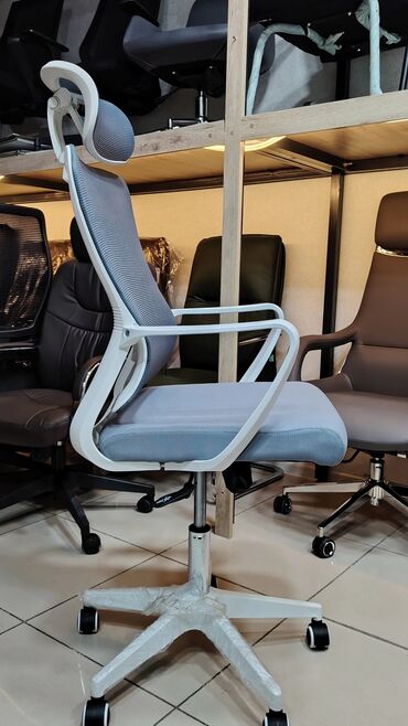Çaydanlar: Səviyyəli, keyfiyyətli və rahat ofis kreslolarını ünvanınıza