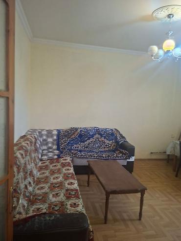 nzs kirayə: Salam Xırdalanda addelni həyət evi kirayə verilir 3 otaq AFFF parka — 5