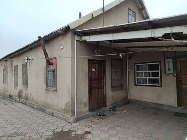 дом в районе аламединского рынка: 77 м², 3 комнаты, Старый ремонт Без мебели