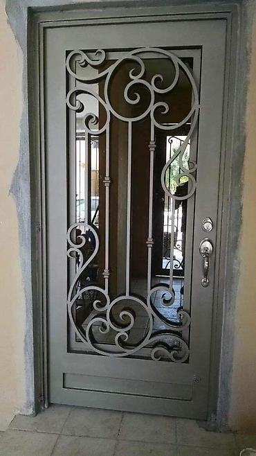 Giriş qapıları: Mənzil üçün Yeni Giriş qapısı Petlə ilə, Pulsuz quraşdırma, Ödənişli çatdırılma, Rayonlara çatdırılma, Ünvandan götürmə — 7