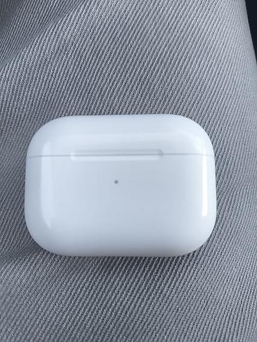 beats studio: Беспроводные наушники-вкладыши с кейсом-зарядкой (белые) airpods pro2 — 1