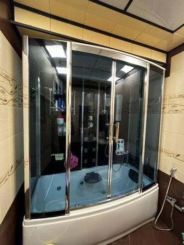 ванна кабина: Duş kabina 220azn satılır.eni 165sm, hundurluk 210sm. Ünvan Yeni
