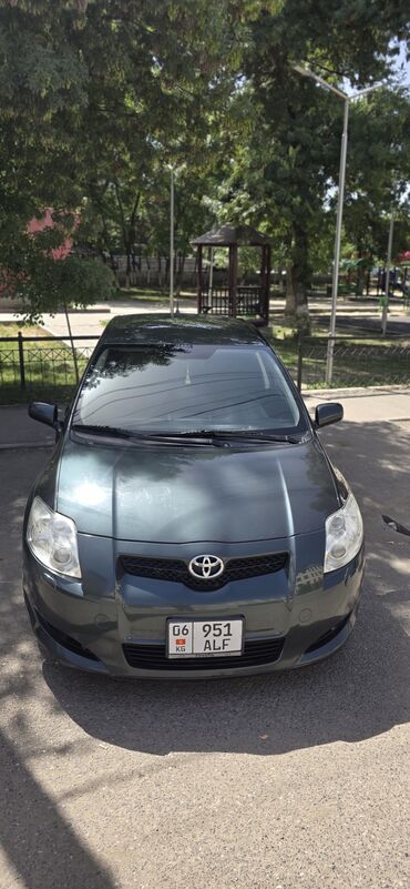 Toyota: Toyota Auris: 2008 г., 1.4 л, Механика, Дизель, Хэтчбэк