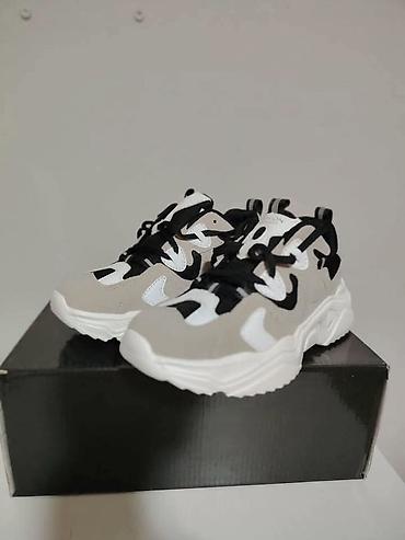 air max 90: 08. Dostupni br 36-42. Cena 2899 din✅️✅️ — 2