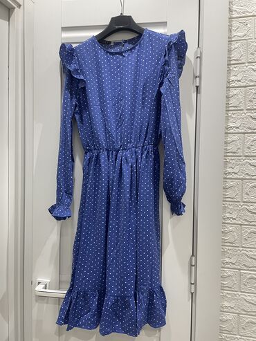 голубое платья: Повседневное платье, Made in KG, Лето, Длинная модель, Штапель, M (EU 38)