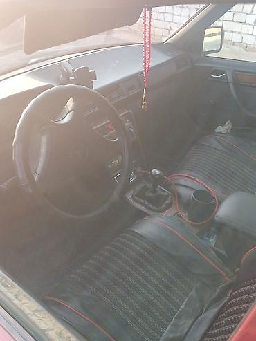 коса на мерс: Mercedes-Benz W124: 1991 г., 2.9 л, Механика, Дизель, Универсал — 9