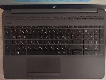 səs yazma proqramı: HP noutbuk – 15.6" ekranlı, tam ölçülü klaviatura və ədədli blokla — 2