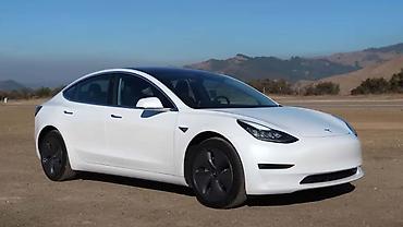 tesla qapı: Tesla Model 3: 4 l | 2023 il 70000 km Sedan — 1