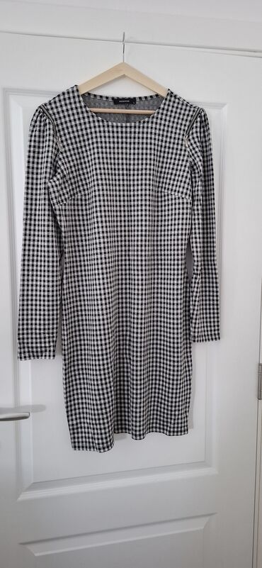 zara dresses: Reserved L (EU 40), bоја - Šareno, Drugi stil, Dugih rukava