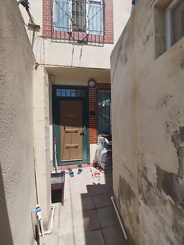 Həyət evləri və villaların satışı: Binəqədi qəs. 3 otaqlı, 80 kv. m — 9